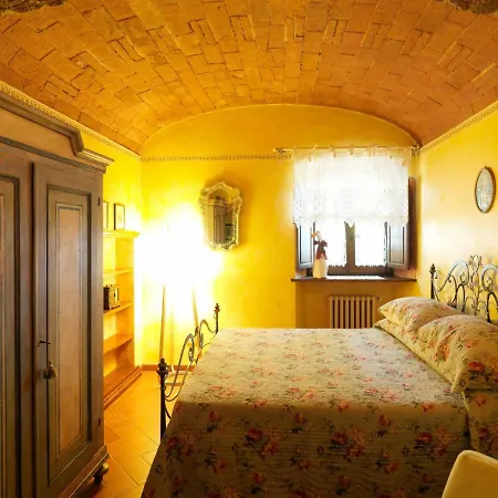 Apartment Locazione Turistica Le Rose Del Chianti - Pgg200